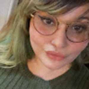 Meet your Posher, Marisel